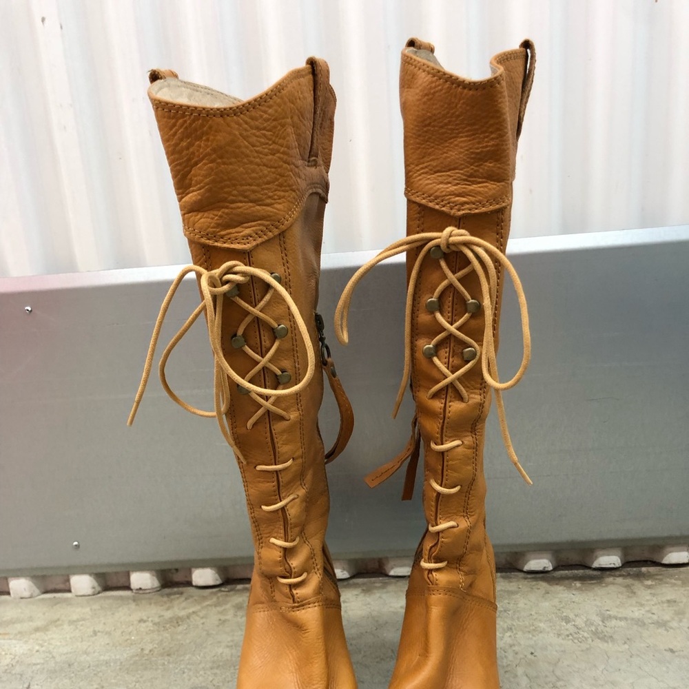 All Black Brand Women’s Tan Boots Size 9